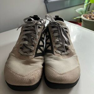 Reebok Nano 6 - Light gray and black